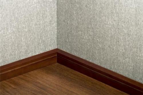 Какие материалы используются для изготовления широких плинтусов. Виды широкого плинтуса