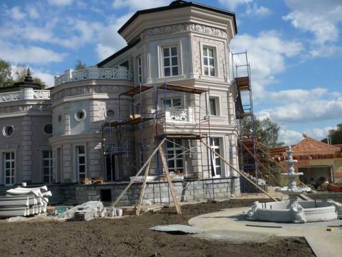 Элементы декора фасада дома. Фасадный декор — красивые сочетания, материалы, технология и советы по отделки домов различных конструкций (105 фото и видео)