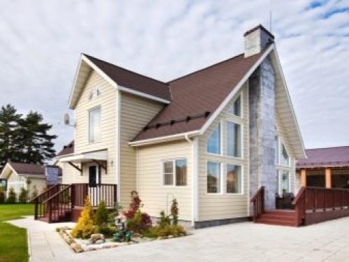 75 примеров декора фасада дома. Украшение дачного дома крышечками от бутылок 14 75 примеров декора фасада дома. Украшение дачного дома крышечками от бутылок 14