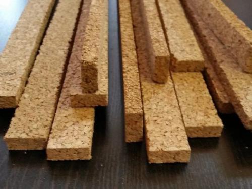 Как сделать скрытые замки для плинтуса на ламинат. Как соединять ламинат