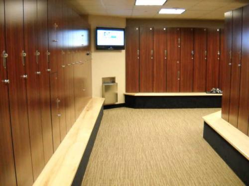 Шкафчик для раздевалки дсп. Металлические шкафы для раздевалок