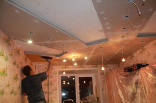 Как правильно клеить обои на потолок жидкие. Изготовление жидких обоев своими руками 02