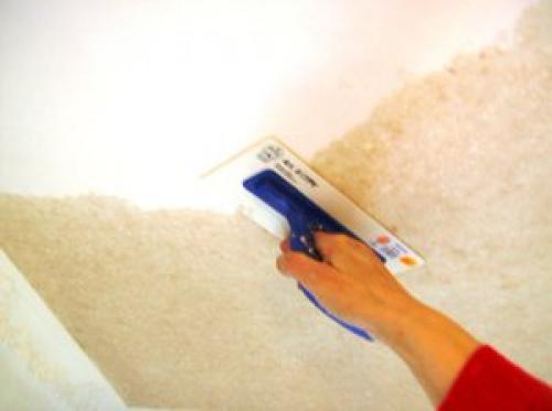 Как правильно клеить обои на потолок жидкие. Изготовление жидких обоев своими руками 01