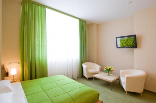 Салатовый цвет: новый тренд в дизайне интерьера 25