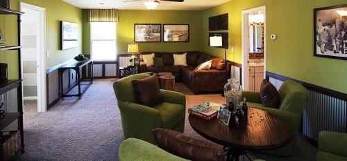 Салатовый цвет: новый тренд в дизайне интерьера 22