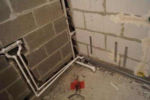 Стеновые бетонные блоки. Бетонный блок пустотелый: сфера применения и отличия от других строительных блоков