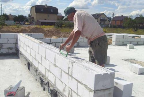 Строительство дома из пеноблока от фундамента до крыши. Как сделать Дом из пенобетона своими руками: плюсы и минусы- Технологии +Видео