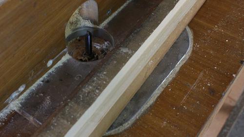 Пошаговая установка двери-купе своими руками. Подготовка к установке раздвижных систем 03