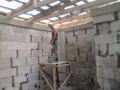 Толщина стен из пеноблоков без утепления. Пеноблок для несущих стен