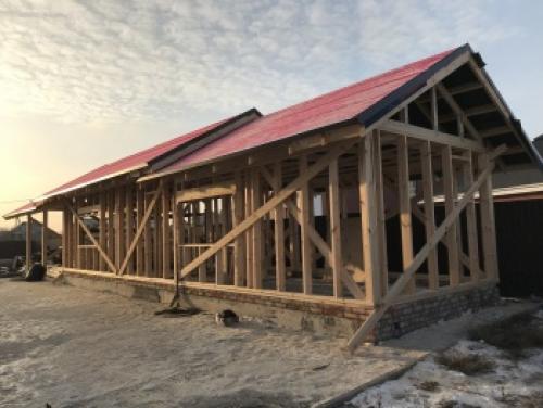 За сколько можно построить небольшой дом. Сколько стоит построить маленький домик? И правда ли что небольшой дом дешевле большого?