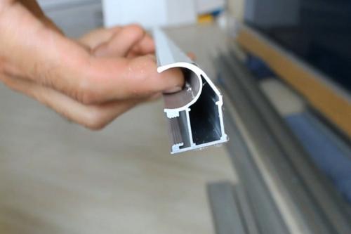 Что нужно для установки дверей купе. Подробная инструкция по сборке шкафа-купе и установке роликов на двери