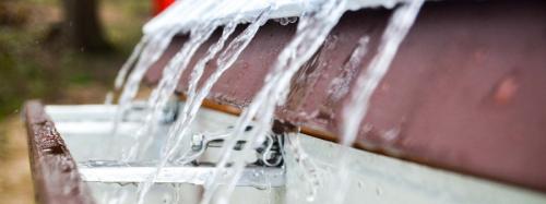 Монтаж водостока своими руками пошаговая инструкция. Установка водостоков — пошаговая инструкция для начинающих. Нестандартные варианты монтажа + 100 реальных фото