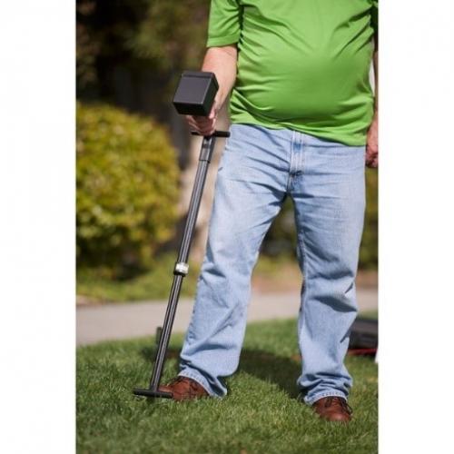 Безопасное проведение кабеля под землей на даче: основные принципы и инструменты 07