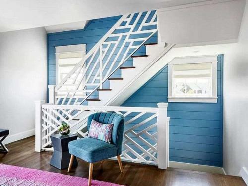 Крепление первой вагонки. Выбираем способ монтажа вагонки