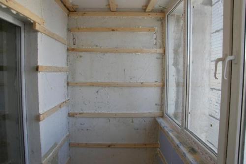 Как крепить вагонку на балконе. Монтаж обрешетки, укладка утеплителя