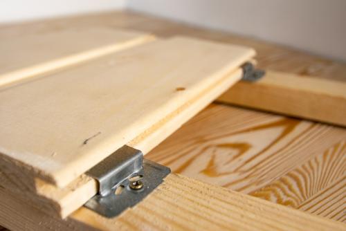 Саморезы для кляймеров. Кляймеры для вагонки: почему они лучше гвоздей