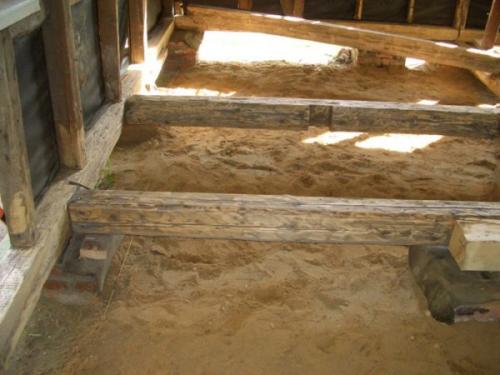 Экономичный и надежный черновой пол на лагах: пошаговая инструкция 05 Экономичный и надежный черновой пол на лагах: пошаговая инструкция 05