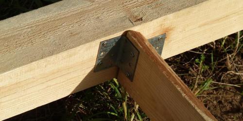 Как правильно крепить лаги к основанию: гвозди, саморезы или другие методы. Способы закрепления лаг на обвязке из бруса