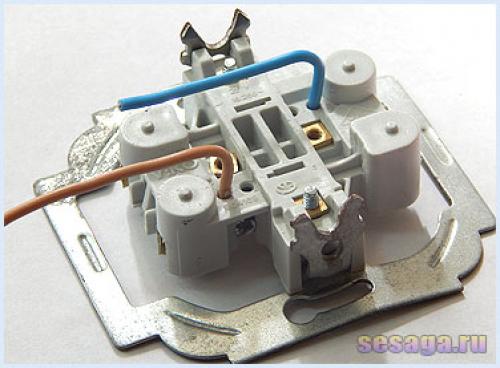 Как подсоединить две двойные розетки. Установка розетки 28