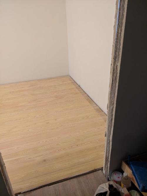 Можно ли провести ремонт пола на лагах без привлечения профессионалов. Пол на лагах.