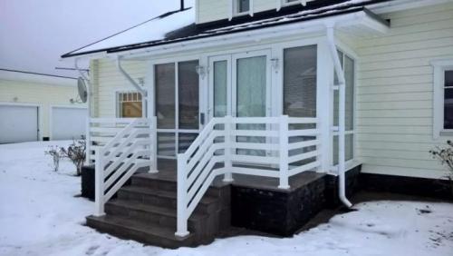 Нужен ли тамбур в частном доме. Что называют тамбуром в частном доме 11 Нужен ли тамбур в частном доме. Что называют тамбуром в частном доме 11