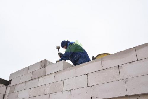 Преимущества вентилируемого фасада для дома из газобетона 08