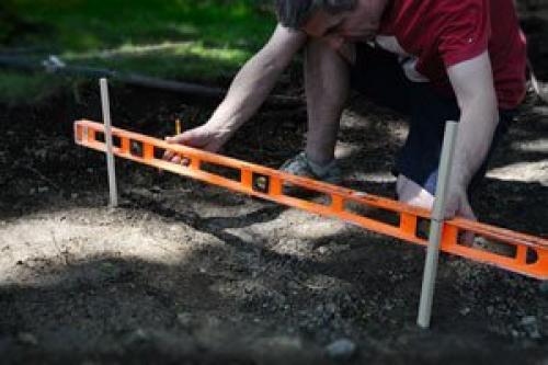 Влияет ли качество почвы на приживаемость рулонного газона. Правильная подготовка почвы для рулонного газона