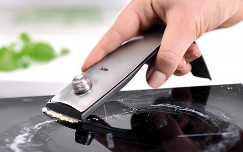 Как правильно использовать скребок для окон: советы и рекомендации 03 Как правильно использовать скребок для окон: советы и рекомендации 03