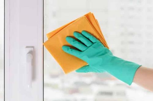 Как правильно использовать швабру для мытья окон, чтобы избежать полос. Приспособления и средства для мытья окон