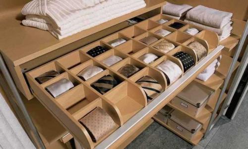 Как рассчитать количество полок, выдвижных ящиков и вешалок В шкафу. Как компактно разместить вещи В шкафу