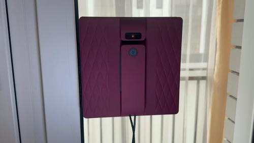 Как использовать современные технологии, такие, как роботы для мытья окон, для очистки стекол с двух сторон. Как использовать робота-мойщика окон: пошаговая инструкция