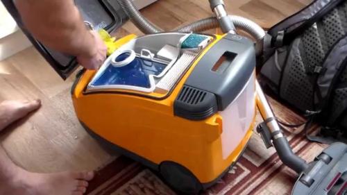 Как чистить само устройство моющего пылесоса после мытья окон. Как промыть моющий пылесос после уборки