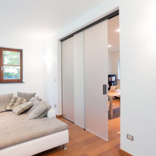 Как сделать раздвижную дверь в доме: пошаговое руководство 01