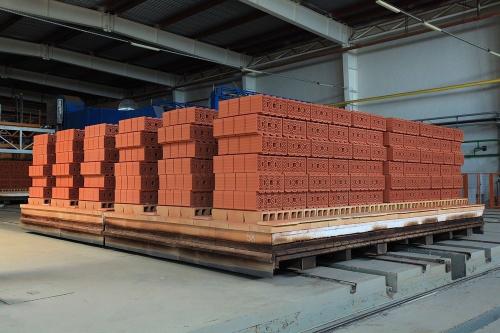 Как влияет влага на свойства керамических блоков. Основные рекомендации по хранению керамических блоков