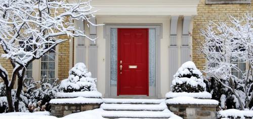 Какие основные проблемы решают входные двери с терморазрывом. Готовимся к зиме правильно: как выбрать надежные входные двери с терморазрывом
