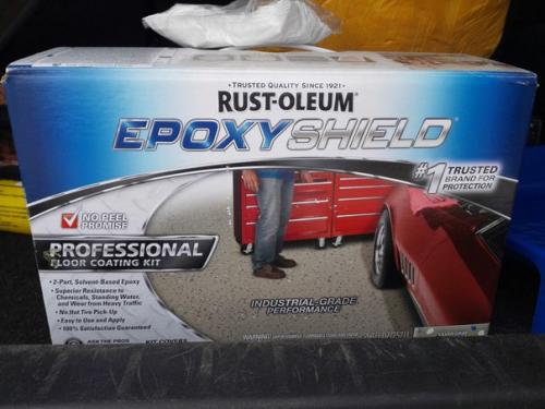 Эпоксидный двухкомпонентный пол в гараже. 03