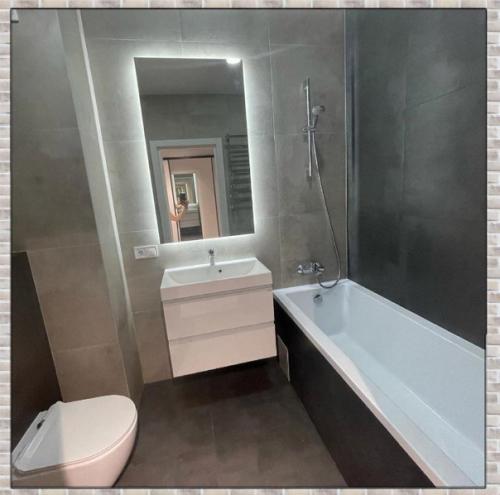 Осталось добавить мебель и можно будет жить. 05