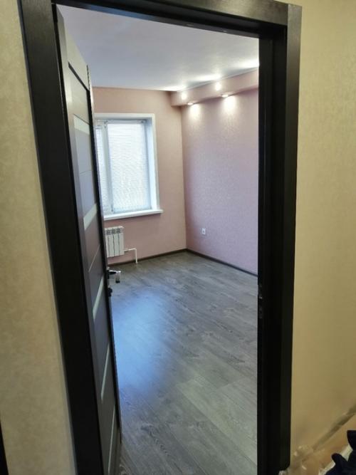 Когда покупаешь квартиру неглядя, иногда бывают неожиданно расписные до и после! 07