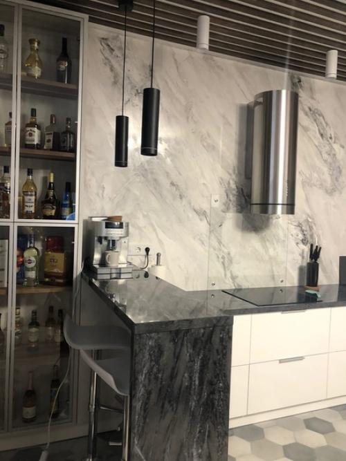 Строительство и отделка дома завершены. 01