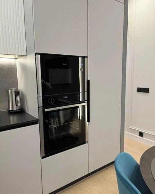 Дорого - богато.  Итальянская кухня с австрийской фурнитурой. 03