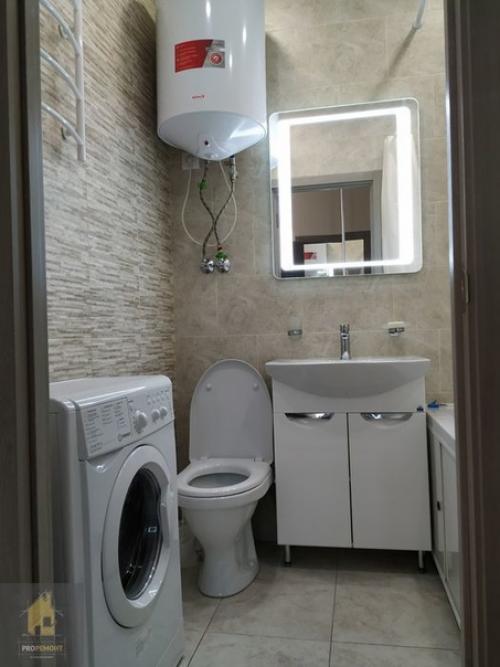 Маленькая квартира - студия с хорошей планировкой, площадью 30 кв. 04