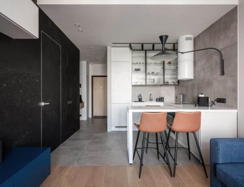 Капитальный ремонт в подарок маме. На фото хрущевка, ремонтом пытались визуально расширить пространство.  Дизайнер Лана Александрова. 01