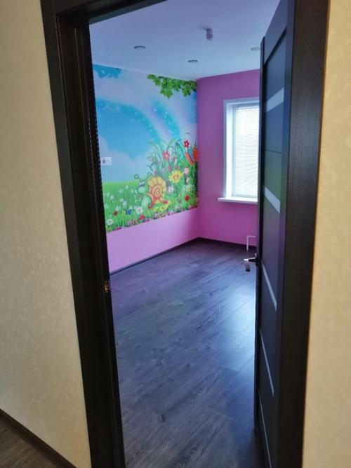 Когда покупаешь квартиру неглядя, иногда бывают неожиданно расписные до и после! 06