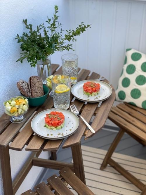 Преображение балкона женскими руками за время карантина. 07