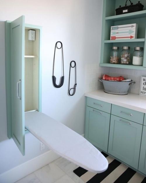 Постирочная.  Хотели бы иметь у себя такую комнатку? 01