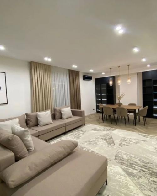 2-х уровневый особняк в европейском стиле с шикарным дизайнерским ремонтом. 01