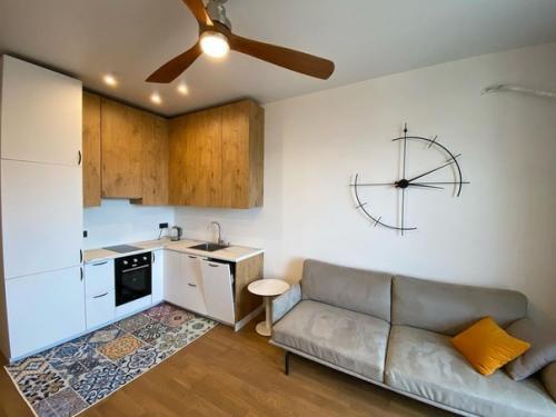 52 кв.  м с видом на море. 03