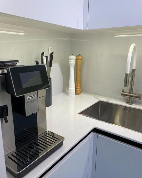 Даже не задумывалась над проектом и дизайном кухни. 05