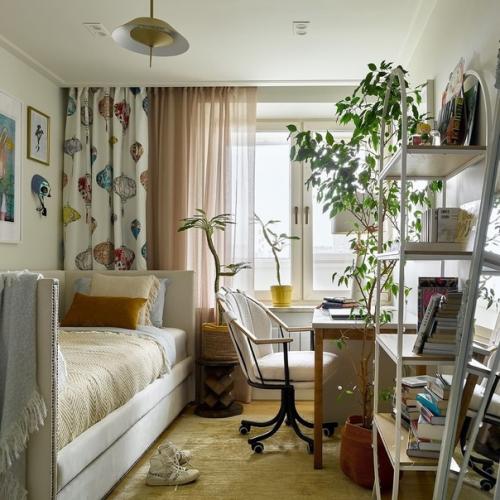 Интерьер квартиры. Архитектурные детали, такие как плинтусы, молдинги и карнизы, придают интерьеру элегантность и изысканность. 02