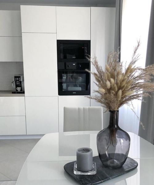 Как же я могла не поделиться своей квартиркой) мой дизайн) живем весело, в комфорте) декор мы добавляем под настроение. 02